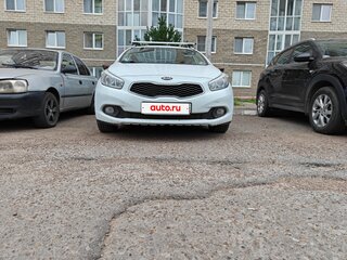 2013 Kia Ceed II, белый, 699000 рублей, вид 2
