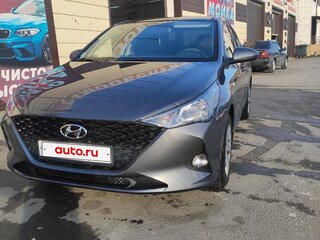 2021 Hyundai Solaris II Рестайлинг, серый, 1700000 рублей, вид 2
