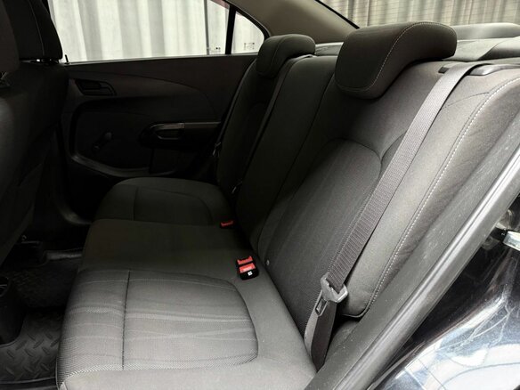 2013 Chevrolet Aveo II, чёрный, 829000 рублей - вид 21