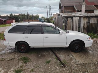 1997 Toyota Corolla VII (E100), белый, 300000 рублей, вид 3