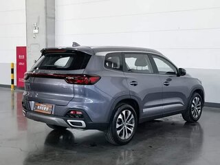 2024 Chery Tiggo 8 I Рестайлинг, серебристый, 1772000 рублей, вид 3