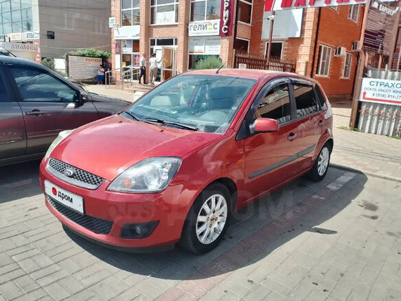 2007 Ford Fiesta Mk5, красный, 430000 рублей - вид 5