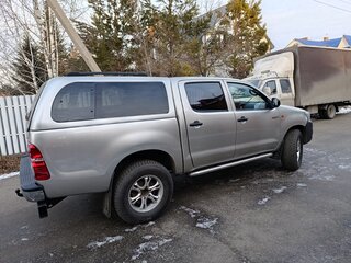 2013 Toyota Hilux VII Рестайлинг, серебристый, 2050000 рублей, вид 2