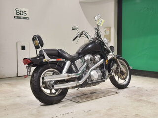 1990 Honda VT 1100, чёрный, 245000 рублей, вид 4