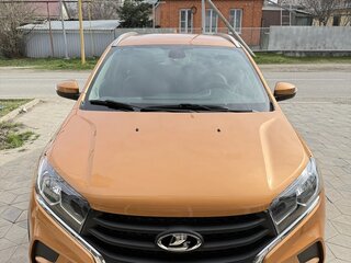 2018 Lada (ВАЗ) XRAY I, золотистый, 1100000 рублей, вид 2