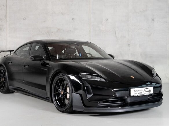 2026 Porsche Taycan Turbo GT I Рестайлинг, чёрный
