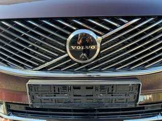 2025 Volvo XC90 B5 II Рестайлинг 2, коричневый, 9790000 рублей, вид 2