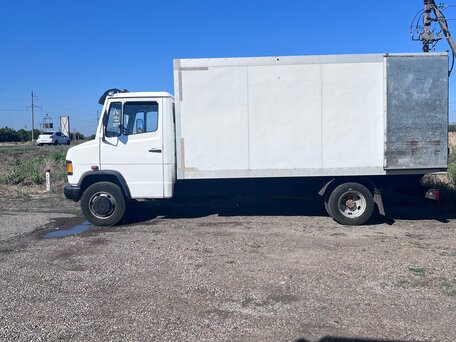 1993 Mercedes-Benz 811D, белый, 850000 рублей, вид 4