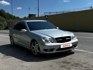 2005 Mercedes-Benz C-Класс 230 II (W203) Рестайлинг, серебристый, 1500000 рублей, вид 2