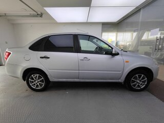 2013 Lada (ВАЗ) Granta I, серебристый, 505000 рублей, вид 4
