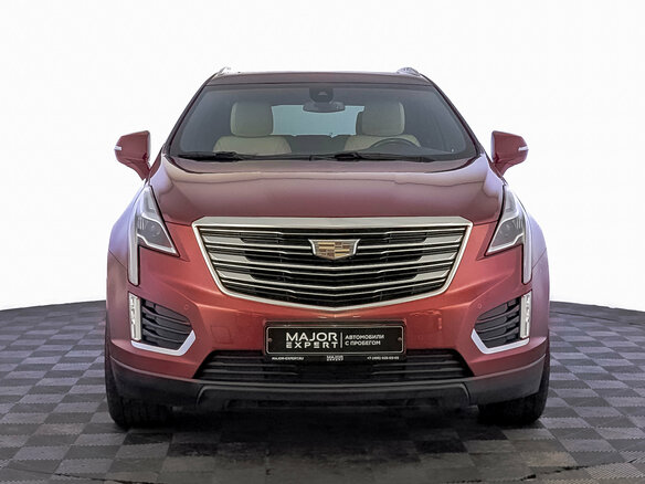2019 Cadillac XT5 I, красный - вид 2