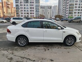 2019 Volkswagen Polo V Рестайлинг, белый, 1300000 рублей, вид 3