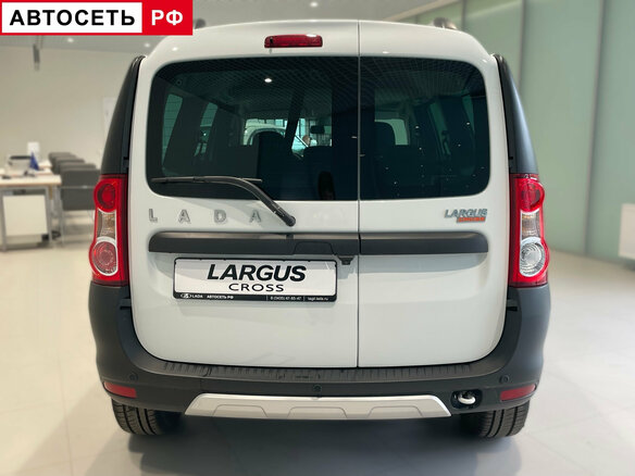 2026 Lada (ВАЗ) Largus Cross I Рестайлинг, белый - вид 19