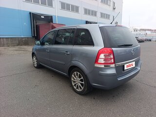 2011 Opel Zafira B Рестайлинг, серый, 610000 рублей, вид 4