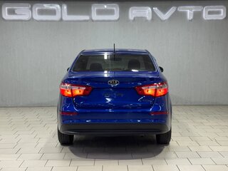 2012 Kia Rio 5-speed III, синий, 750000 рублей, вид 5