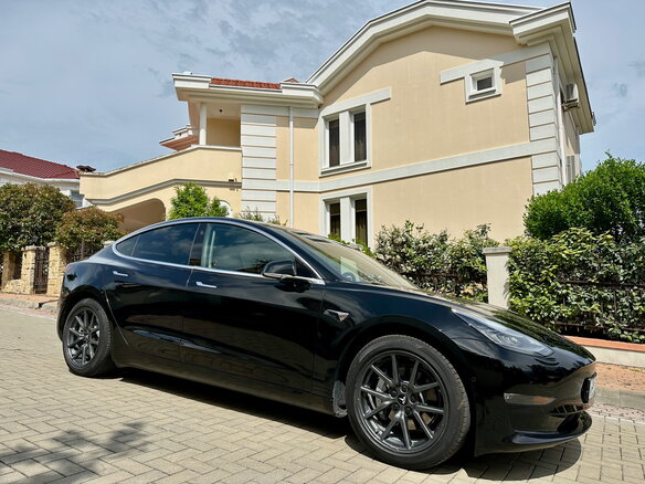 2020 Tesla Model 3 Standart Plus I, чёрный, 2750000 рублей