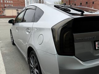2014 Toyota Prius PHV ZVW35 III Рестайлинг (XW30), серебристый, 1450000 рублей, вид 5