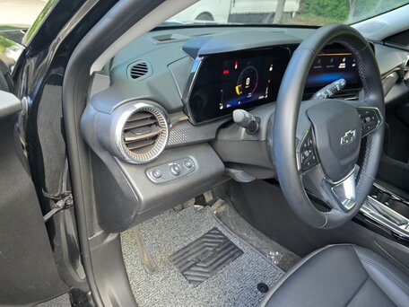 2023 Chevrolet Trax II, чёрный, 1940000 рублей, вид 5