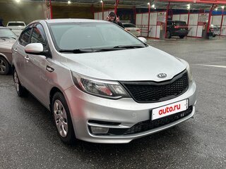 2016 Kia Rio III Рестайлинг, белый, 790000 рублей, вид 5