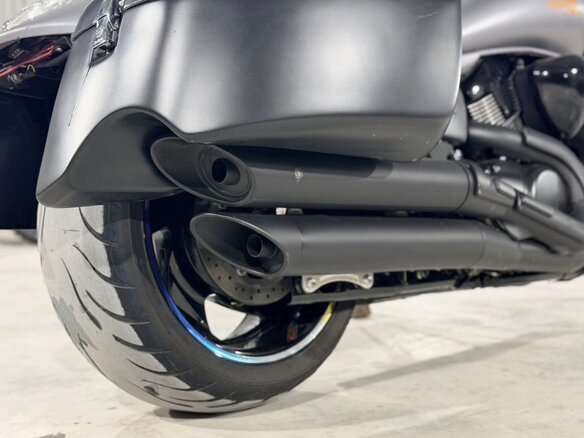 2017 Suzuki Boulevard M109R, серый - вид 12