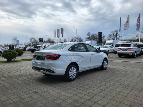 2026 Lada (ВАЗ) Vesta I Рестайлинг (NG), белый - вид 6