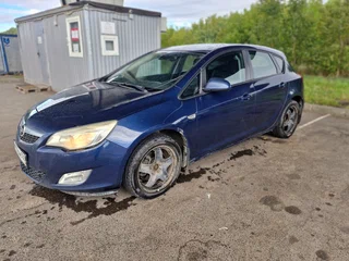 2010 Opel Astra J, синий, 550000 рублей, вид 1