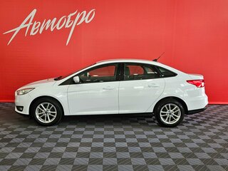 2018 Ford Focus III Рестайлинг, белый, 1295000 рублей, вид 2