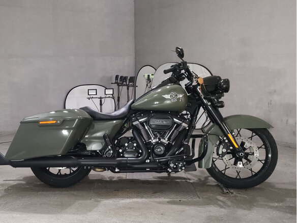 2021 Harley-Davidson Street Glide, зелёный, 1700000 рублей