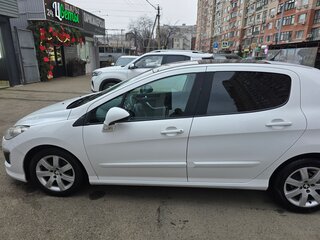 2011 Peugeot 308 I Рестайлинг, белый, 650000 рублей, вид 5