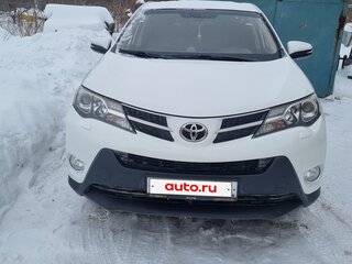 2015 Toyota RAV4 IV (XA40), белый, 1670000 рублей, вид 3
