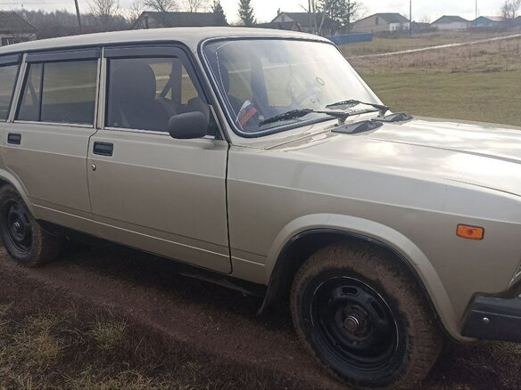 2012 Lada (ВАЗ) 2104, бежевый, 250000 рублей