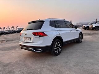 2022 Volkswagen Tiguan L II Рестайлинг (China Market), белый, 2700000 рублей, вид 4