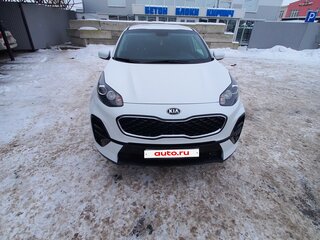 2018 Kia Sportage IV Рестайлинг, белый, 2000000 рублей, вид 1