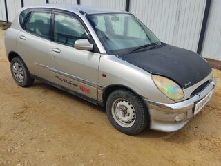 2000 Toyota Duet, серебристый, 185000 рублей, вид 1