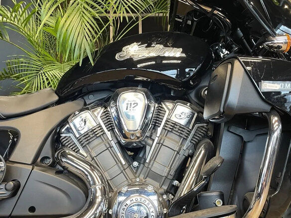 2026 Indian Roadmaster, чёрный - вид 8