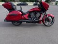 2014 Victory Cross Country, красный, 850000 рублей