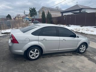 2009 Ford Focus II Рестайлинг, серебристый, 560000 рублей, вид 5