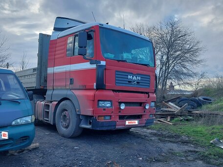 2002 MAN 26, красный, 1650000 рублей, вид 2