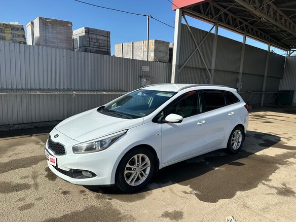 2013 Kia Ceed II, белый, 1070000 рублей
