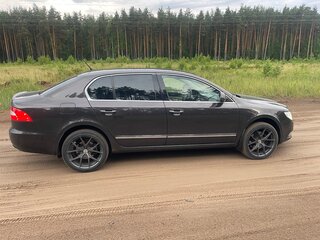 2009 Skoda Superb II, коричневый, 850000 рублей, вид 4