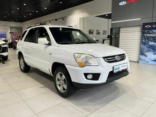 2010 Kia Sportage II Рестайлинг, белый, 650000 рублей, вид 3