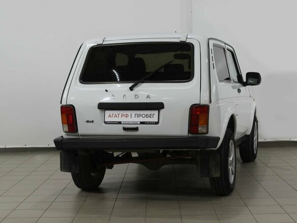 2020 Lada (ВАЗ) 2121 (4x4) I Рестайлинг (2020), белый, 600000 рублей - вид 5