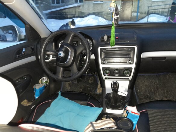 2011 Skoda Octavia II (A5) Рестайлинг, серый, 405000 рублей - вид 6
