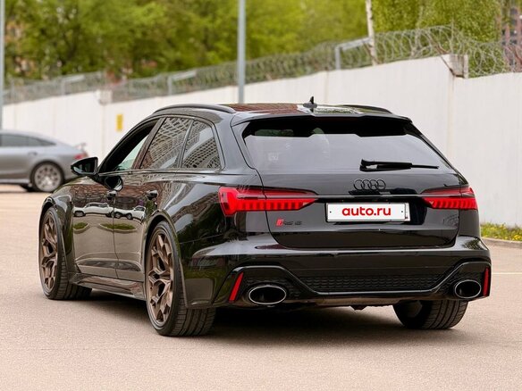 2022 Audi RS 6 IV (C8), чёрный, 15000000 рублей - вид 5