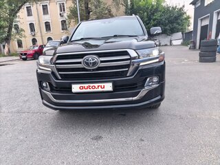 2018 Toyota Land Cruiser 200 Series Рестайлинг 2, чёрный, 6100000 рублей, вид 4