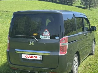 2012 Honda Stepwgn IV Рестайлинг, серый, 1350000 рублей, вид 3