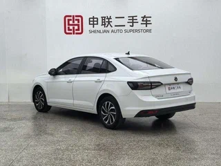 2023 Volkswagen Lavida III Рестайлинг, белый, 1600000 рублей, вид 4