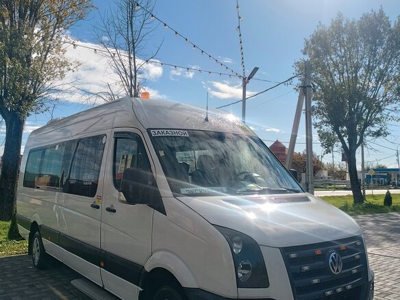 2011 Volkswagen Crafter, белый, 2750000 рублей - вид 2