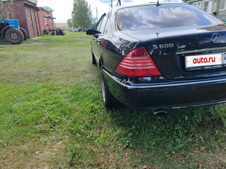 2000 Mercedes-Benz S-Класс 600 Long IV (W220), чёрный, 550000 рублей, вид 4