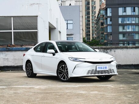 2026 Toyota Camry IX (XV80) China Market Рестайлинг, белый, 4290000 рублей, вид 1